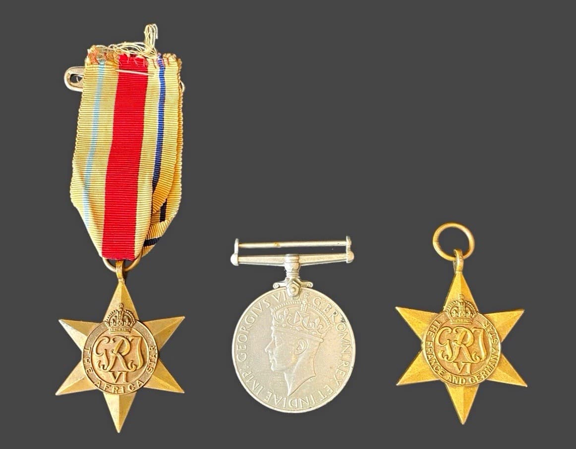 WW2 British Medal Trio Africa Star France and Germany Star War Medal 1939-45 Ori